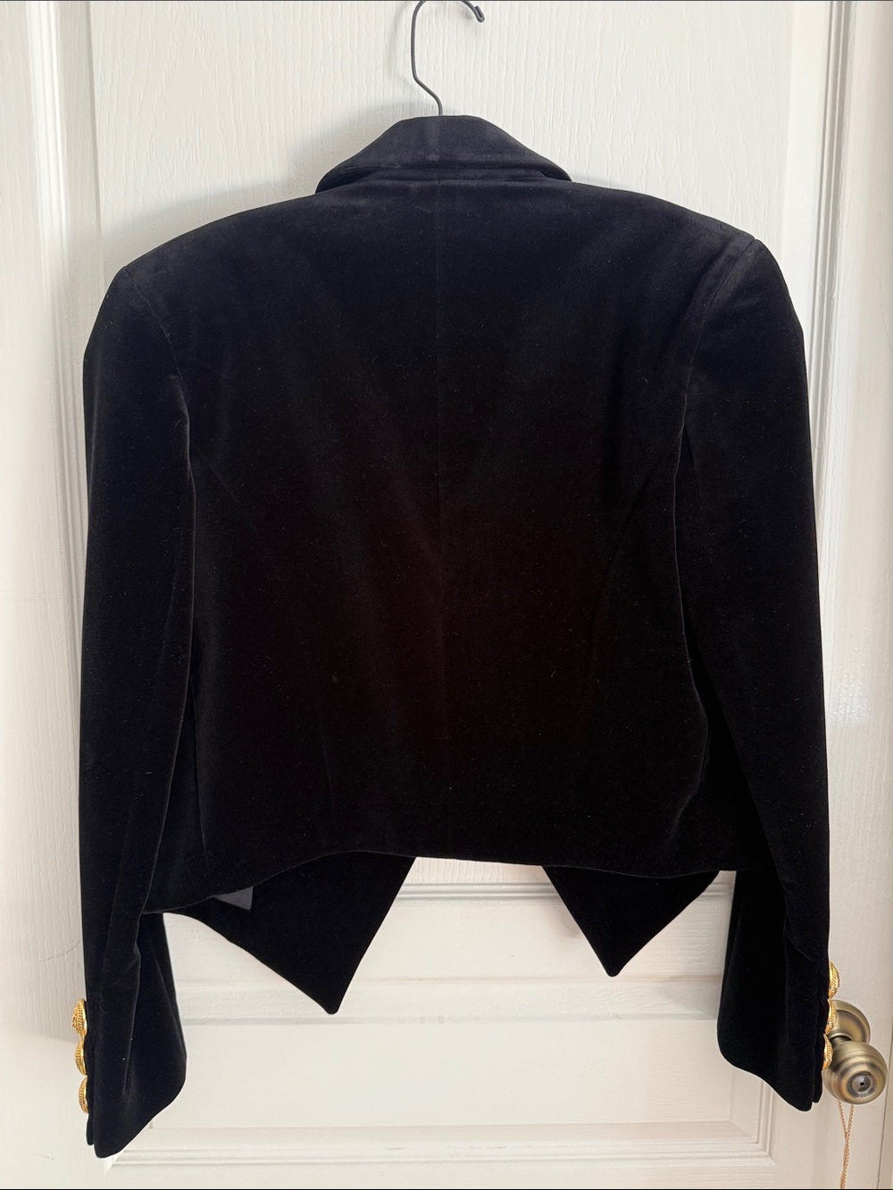 Balmain Black Velvet Cropped Double-Breasted Blazer with Gold Buttons Size 38 - Picture 4 of 5